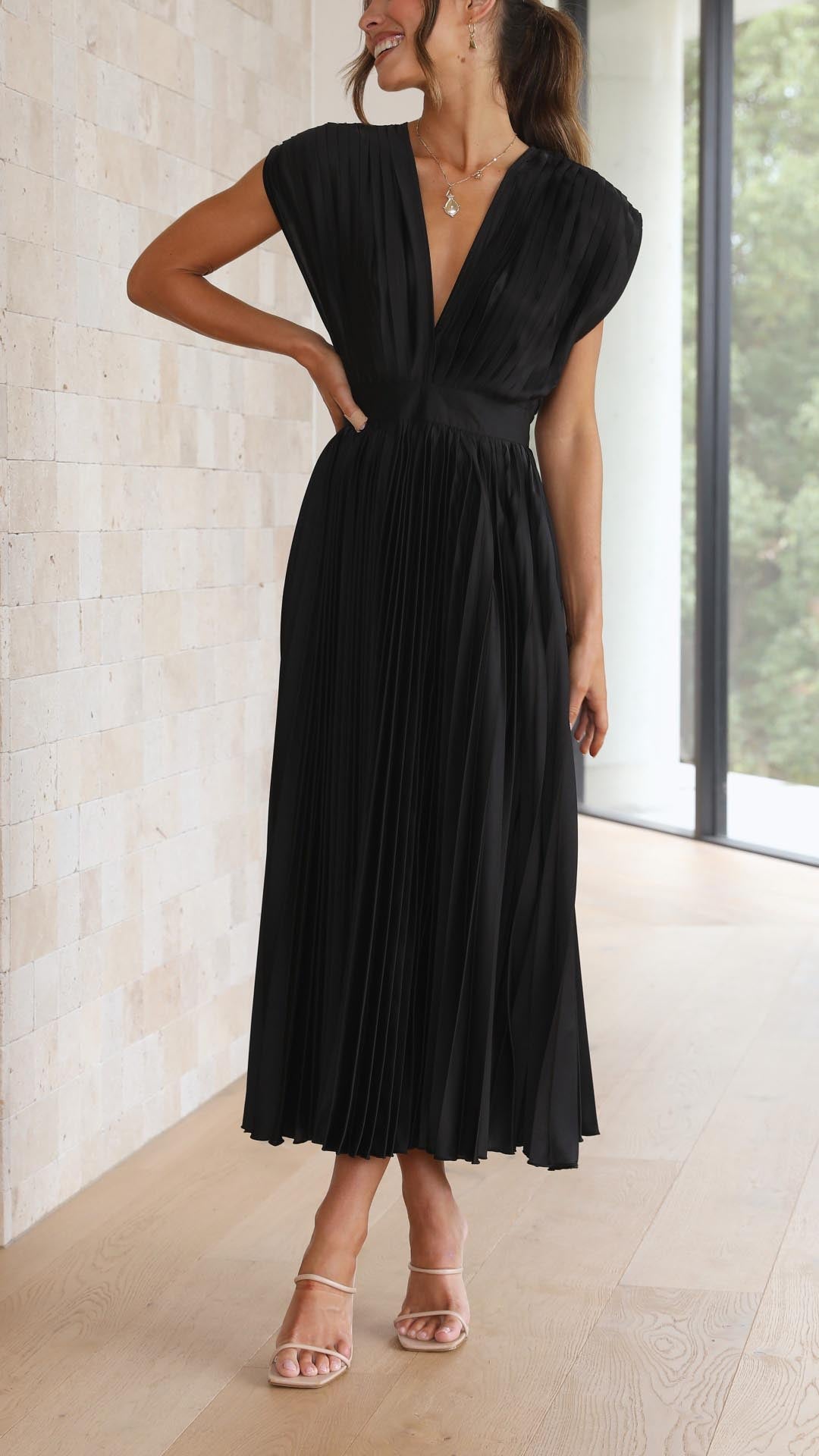 Maria - Elegantna Faldkjole