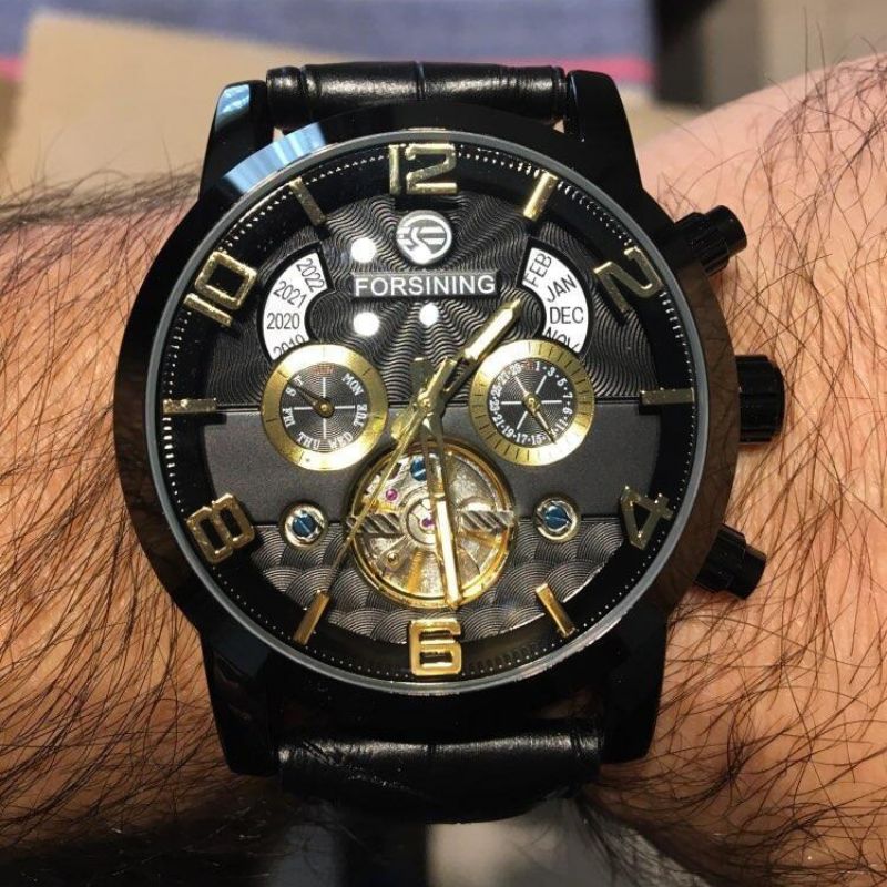 Elegantni mehanički tourbillon automatski sat